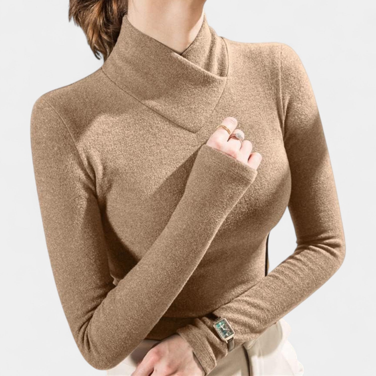 Veronika – Κομψός ρόλος με εφαρμοστή γραμμή