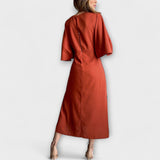 Χόλι - Χαλαρό φόρεμα με V ντεκολτέ κατασκευασμένο από βαμβάκι και λινό με κορδόνι