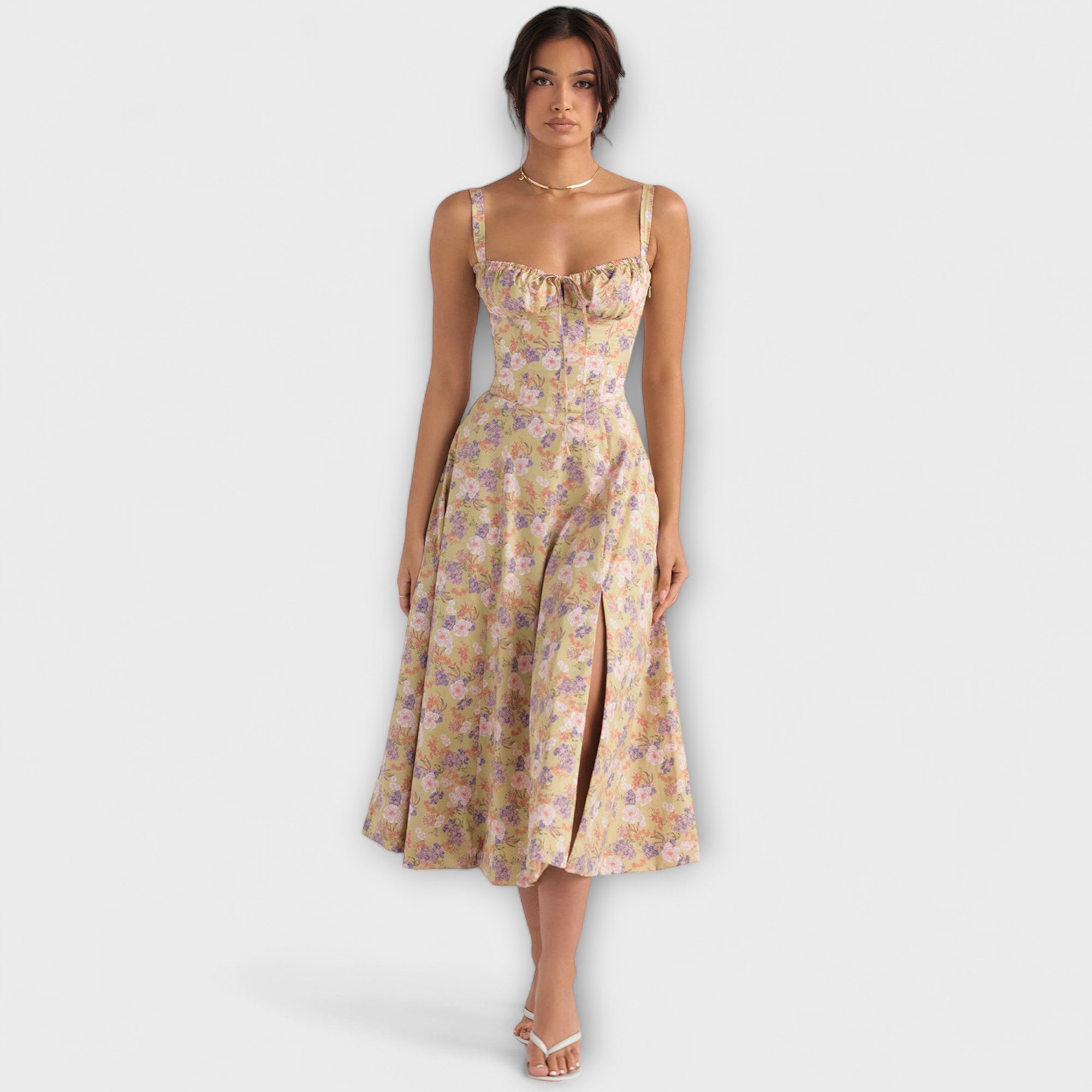 Zipporas - Προσαρμοσμένο φόρεμα με μοντέρνο ανοιξιάτικο λουλουδάτο σχέδιο