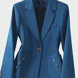 Μπέατα - Σακάκι σε μαγευτική γραμμή