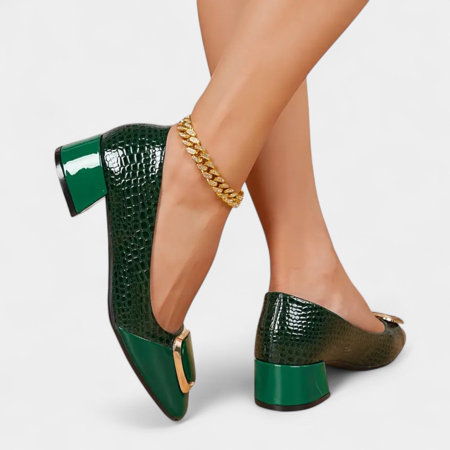 Σαμπίνα – Κομψά παπούτσια με τετράγωνο τακούνι