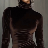 Alegna | Ασύμμετρο φόρεμα με δαντελένια επένδυση